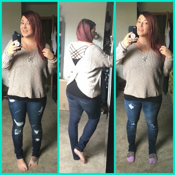 SALE! Dusty Pink Open Back Sweater - Picture 3 of 3